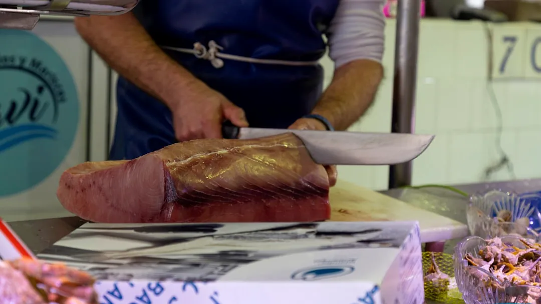 “Why Halibut Burgers Challenge Traditional Seafood Alternatives”