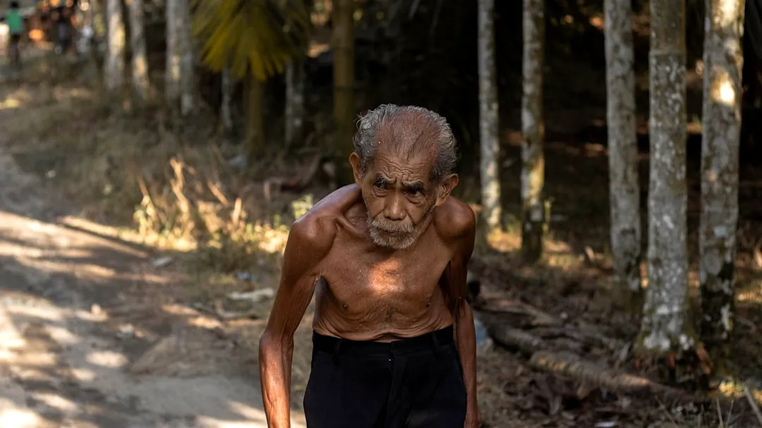 “How Seated Exercises Challenge Conventional Wisdom on Double Chin Management”